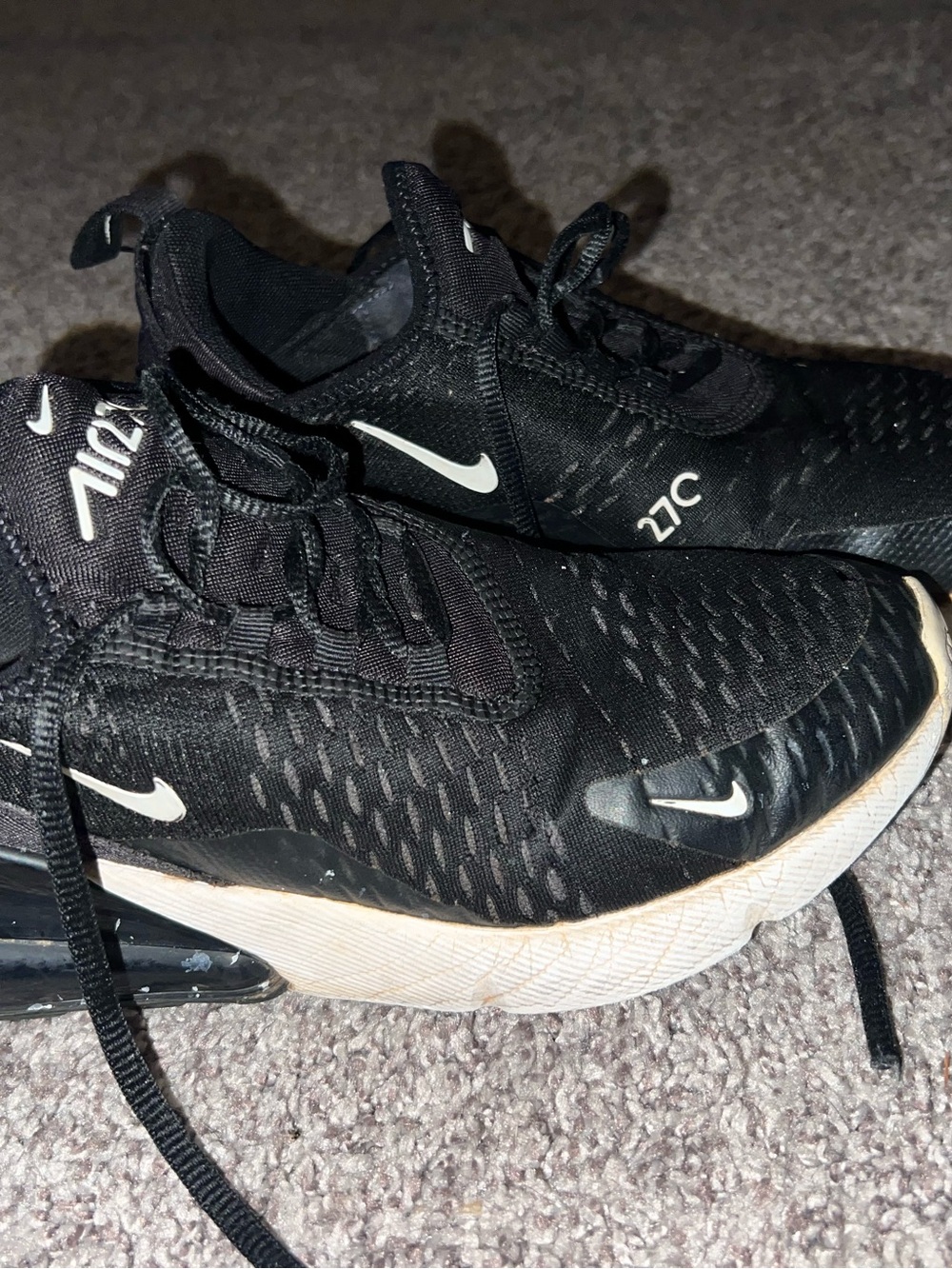 Nike Kids Black and White Air 270 Lightweight Sneakers